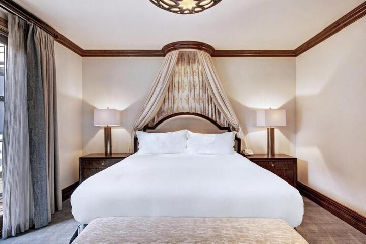 The Arrabelle at Vail Square a RockResort by Vail Resorts