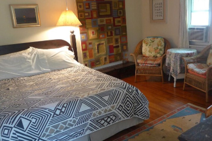 Morning Glory B n B Woodstock NY