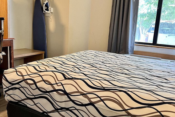 Room 13 of 29