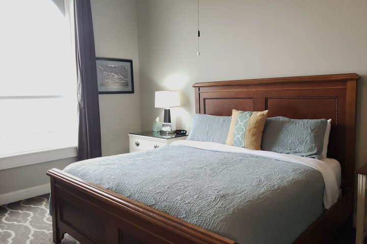 Room 25 of 32