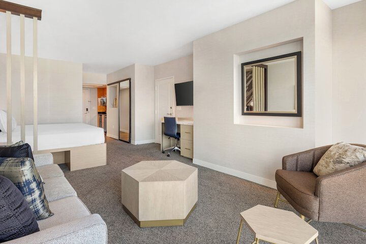 Hilton Grand Vacations Club Elara Center Strip Las Vegas