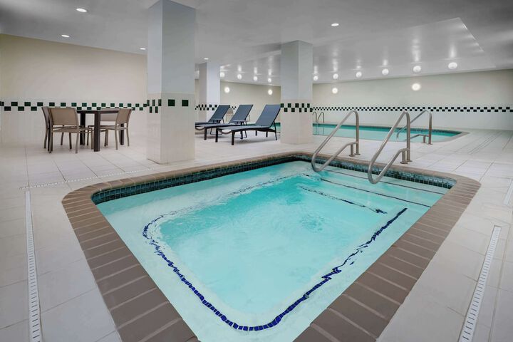 Homewood Suites by Hilton Providence / Warwick