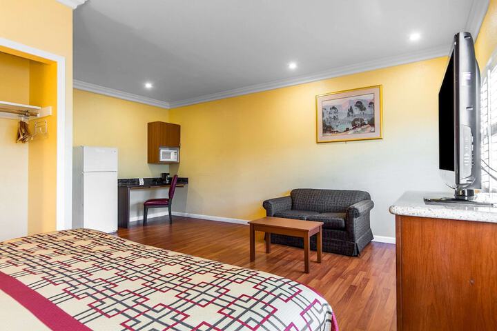 Room 21 of 41
