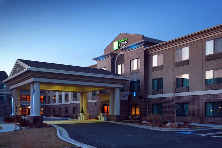 Holiday Inn Express Hotel and Suites West Valley by IHG