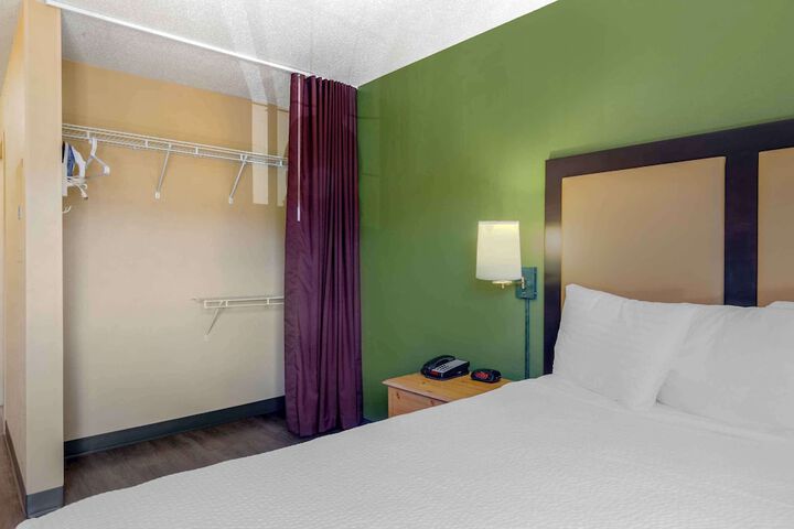 Room 22 of 31