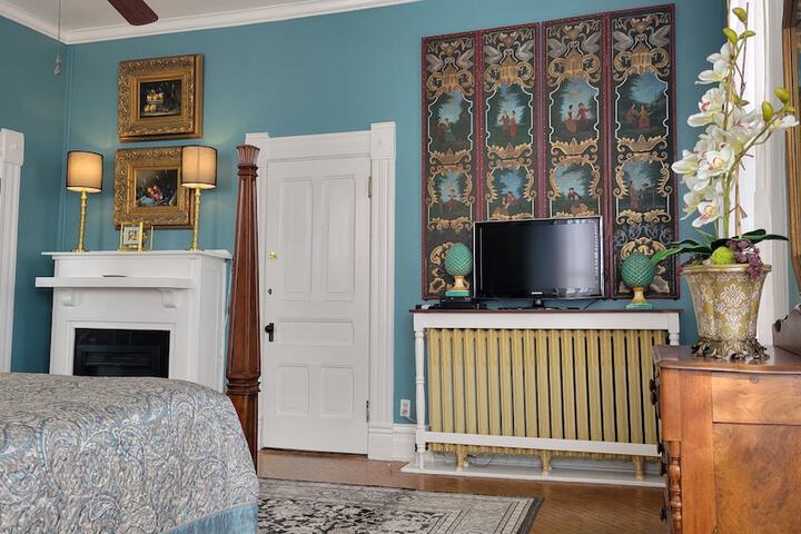 Room 18 of 45