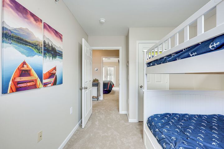 Townhome w / Outdoor Pool & White Lake Access!