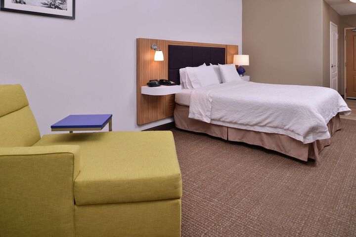 Room 27 of 53