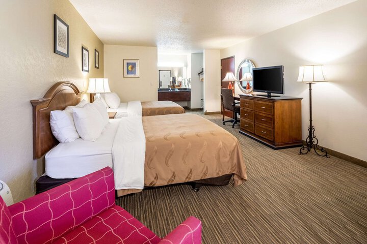 Quality Inn Keystone near Mount Rushmore