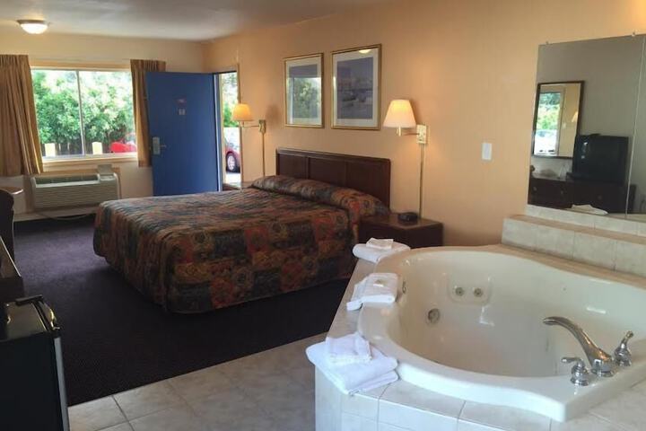 Belmont Inn & Suites