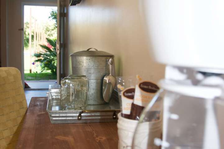 Breakfast/Coffee Service 35 of 50