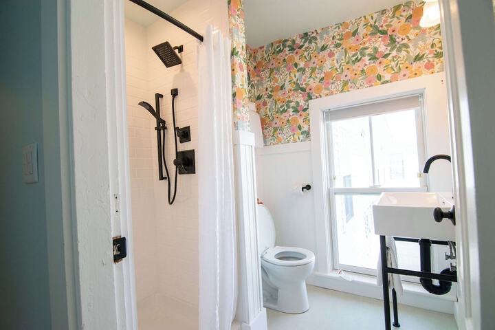 Room 137 of 154