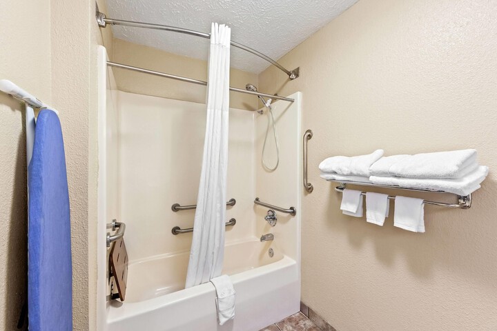 Days Inn by Wyndham Lexington