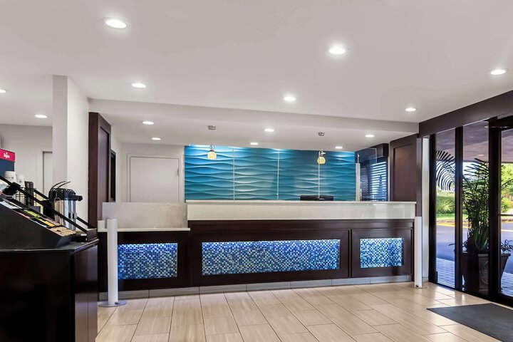 Hotel Interior 10 of 25