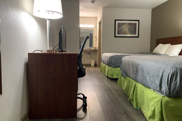 Room 40 of 46