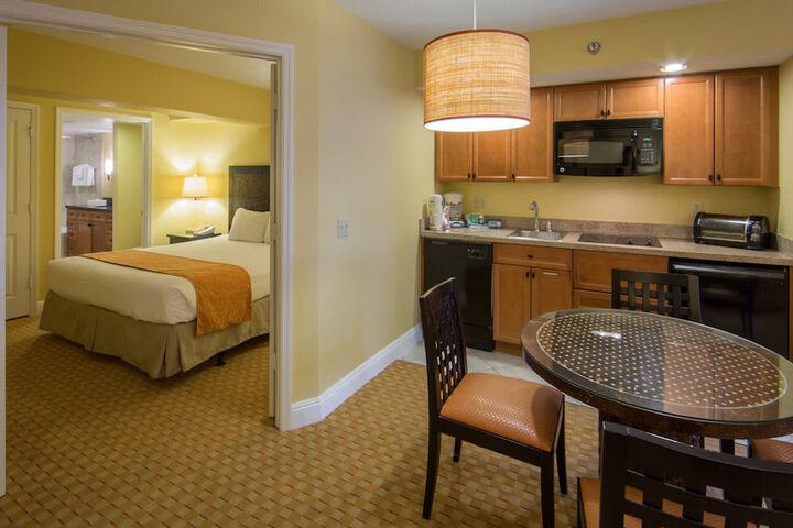 Room 52 of 74
