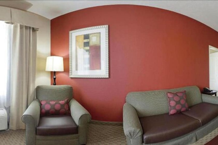 Room 16 of 42