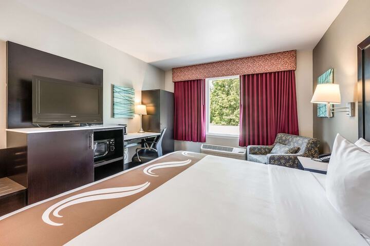 Room 20 of 37