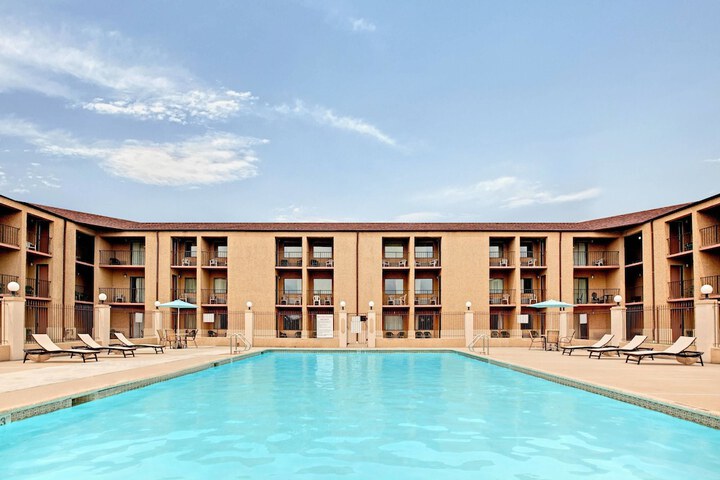Pool 3 of 13
