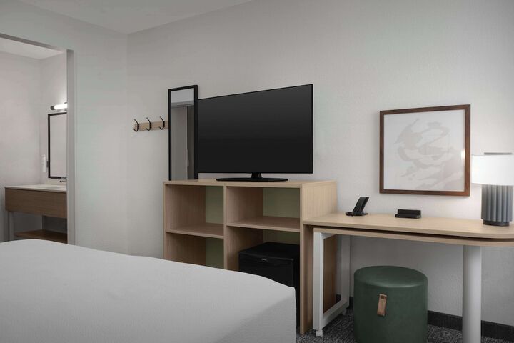 Spark by Hilton Miami Doral