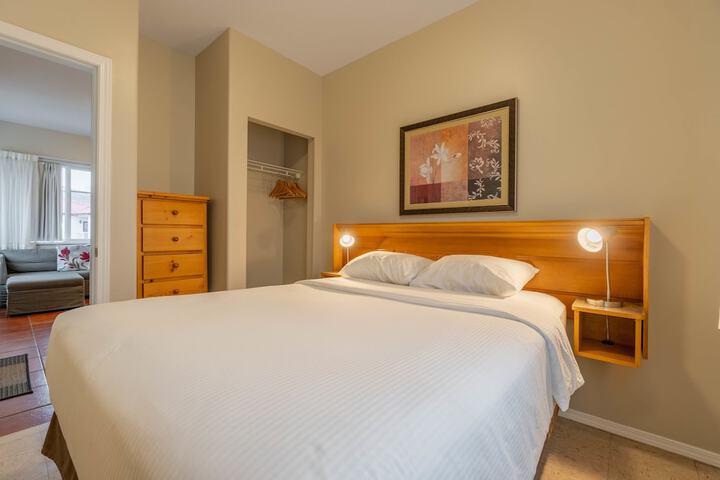 Room 42 of 67