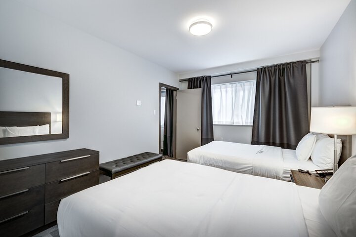 Room 28 of 99