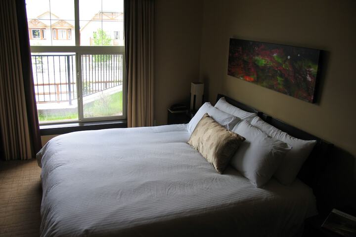 Room 33 of 44