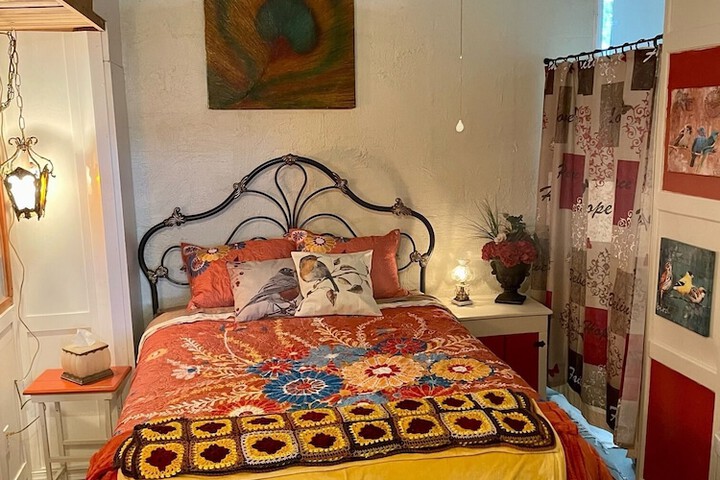 Room 40 of 49