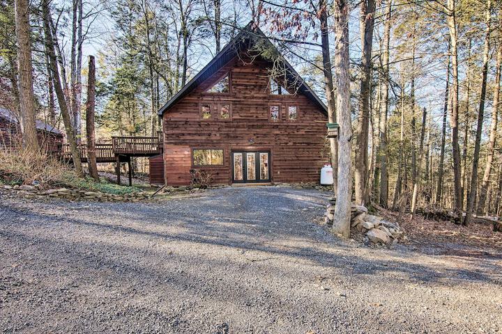 timberland Estates Cabin: Close to Trails!