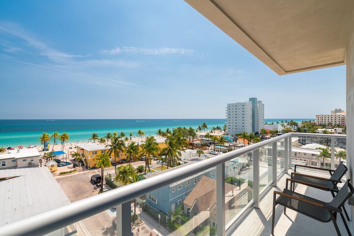 Costa Hollywood Beach Resort