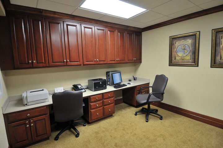 Business Center 43 of 43