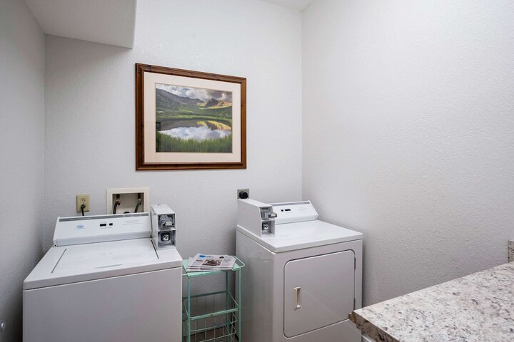 Quality Inn & Suites Pueblo West