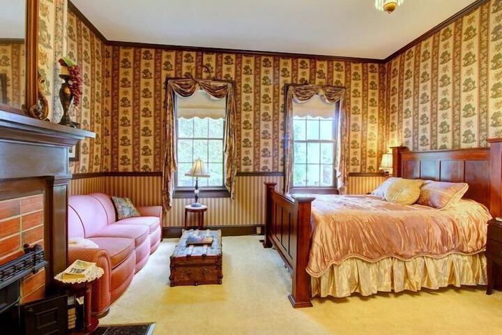 Room 58 of 107