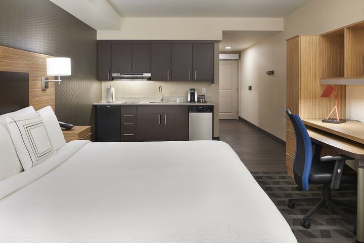Room 15 of 53