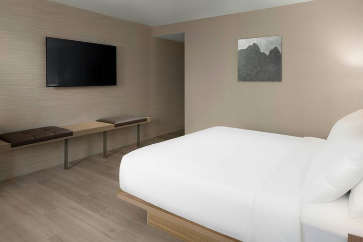 AC Hotel by Marriott Portland Lake Oswego
