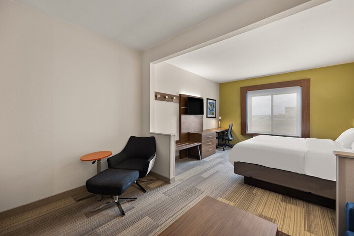 Room 29 of 49