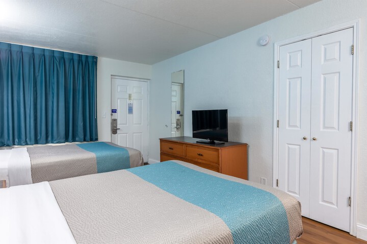 Room 42 of 48