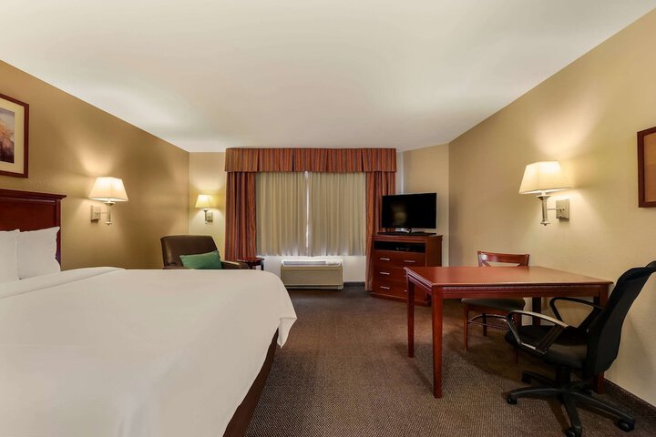 Room 42 of 57