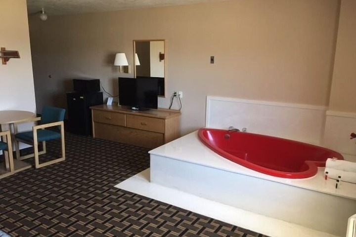 Room 18 of 41