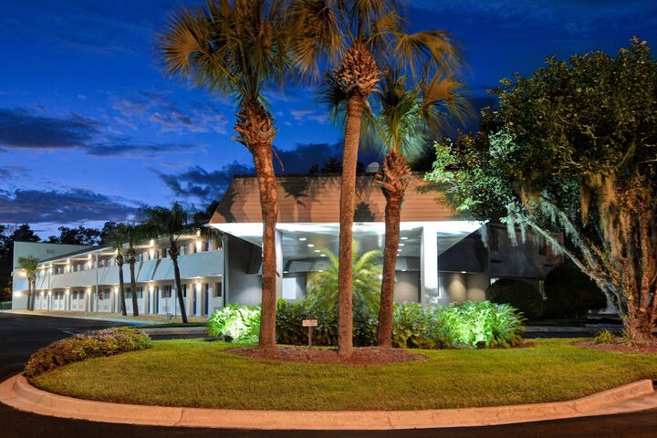 Hotel 2 of 28