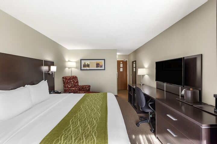 Room 10 of 24