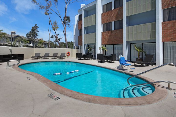 Pool 3 of 39