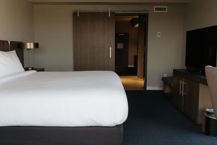 Room 26 of 81