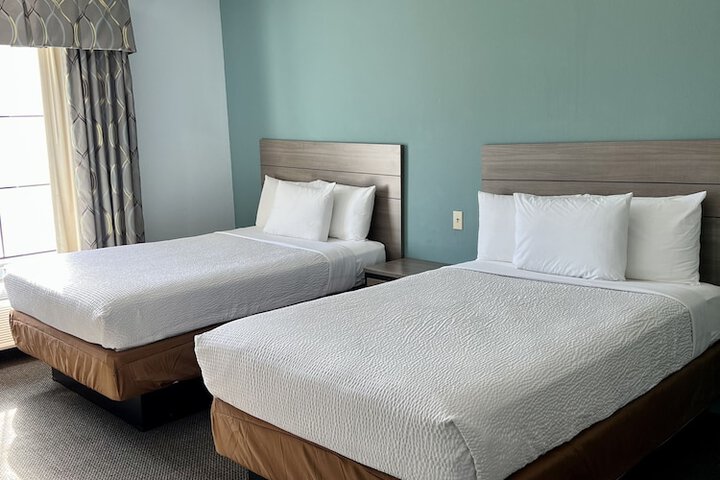 Room 13 of 23