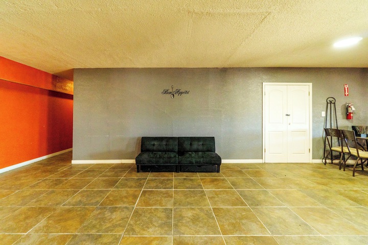 Woodfield Inn & Suites Hotel O Yoakum TX 111