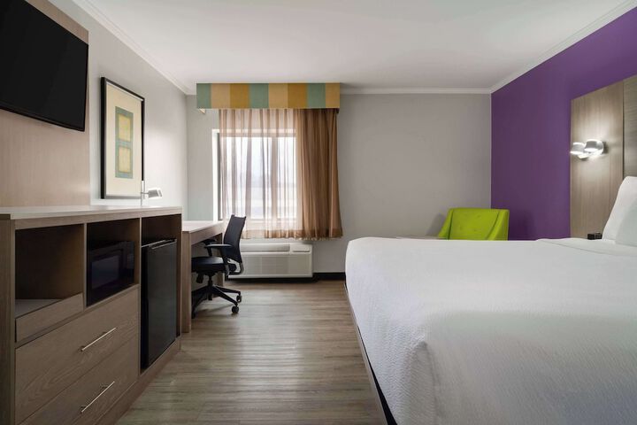 Room 12 of 31