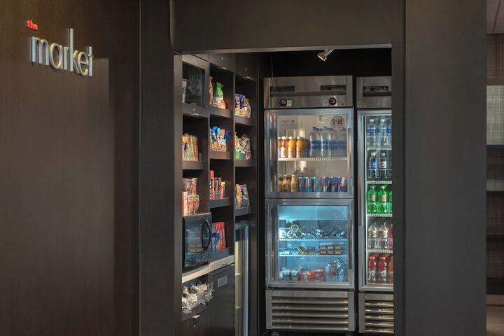 Courtyard by Marriott Lincroft Red Bank