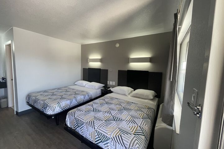 Room 26 of 59
