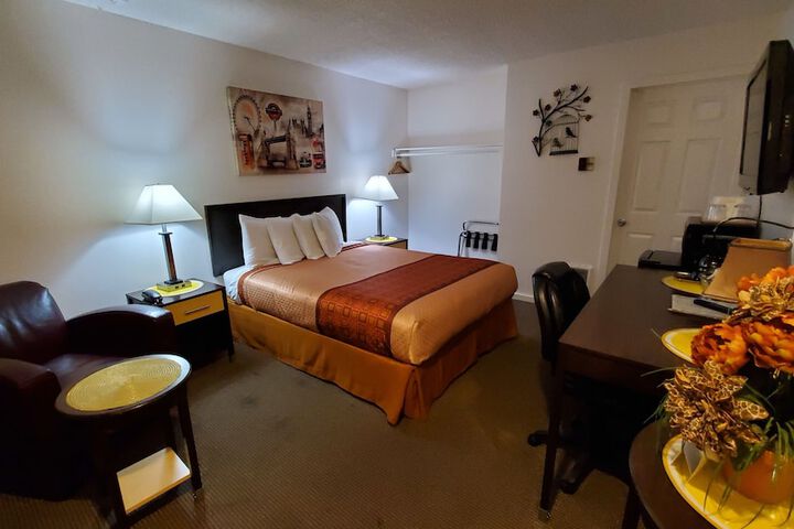 Room 12 of 44