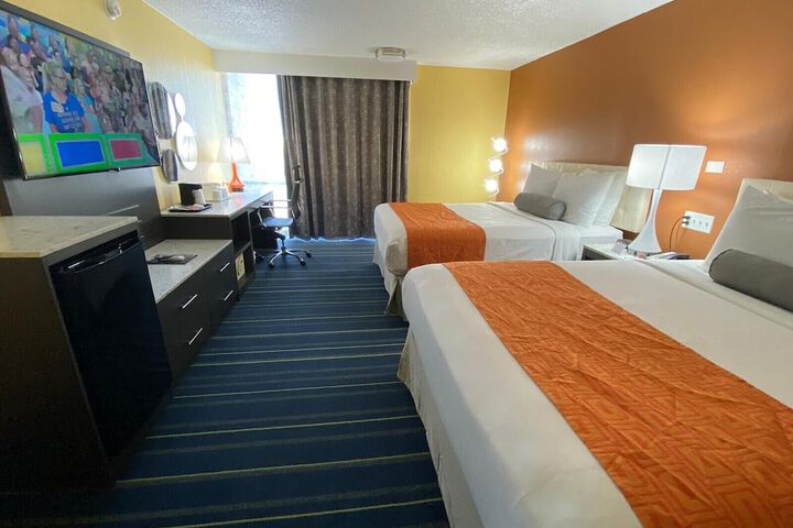 Room 9 of 28